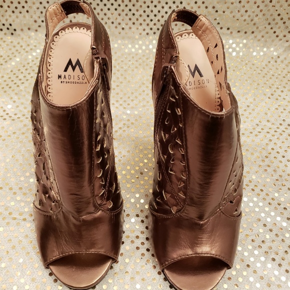 Shoedazzle Metallic Zipper Stilettos Mule Heels - Picture 2 of 5